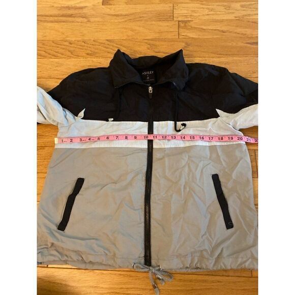 Ashley by 26 International Women colorblock full zip slash pockets windbreaker M - Picture 6 of 9